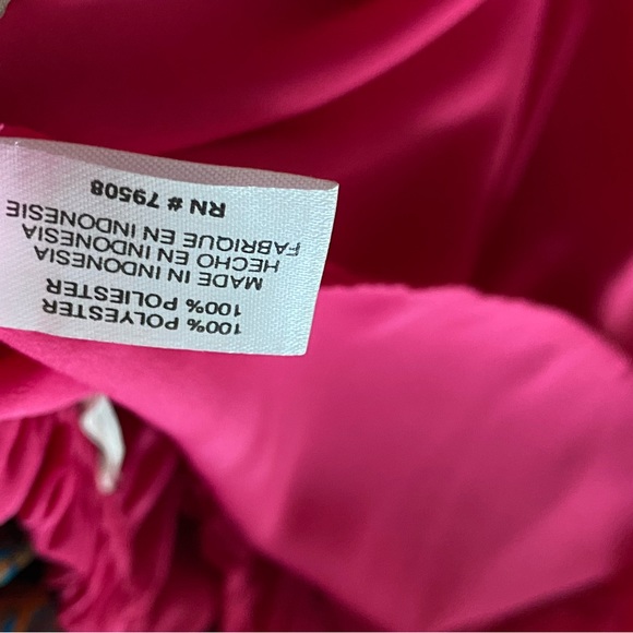 VIOLET + CLAIRE WOMEN’S PEASANT BLOUSE DEEP HOT PINK WITH SILKY BELL SLEEVES. 3X - Picture 4 of 7